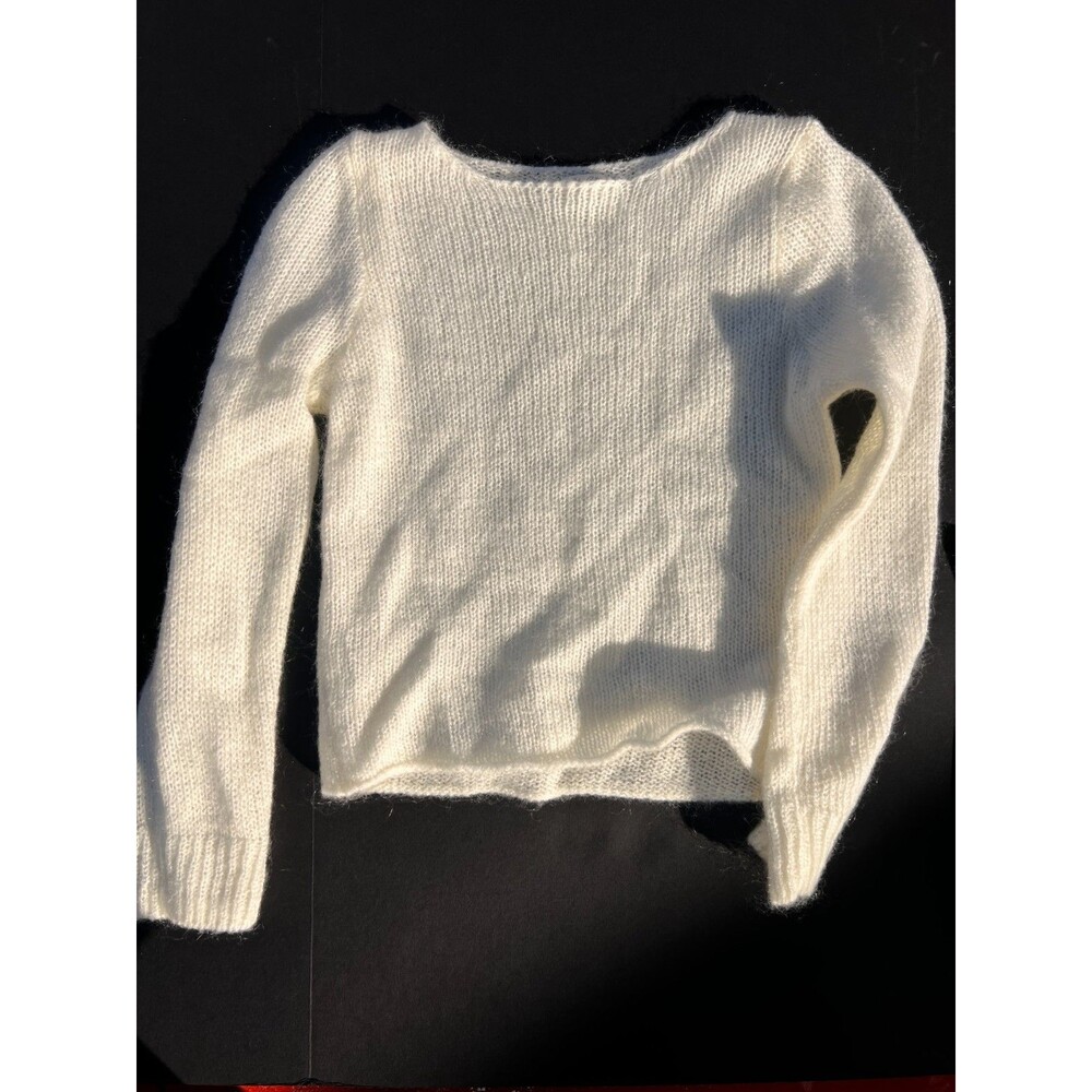 ONE SIZE john galt white sweater 🤍 soft fuzzy 🤍